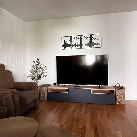 Fireside-apartment-8 Betten-kamin-terrace Apartament