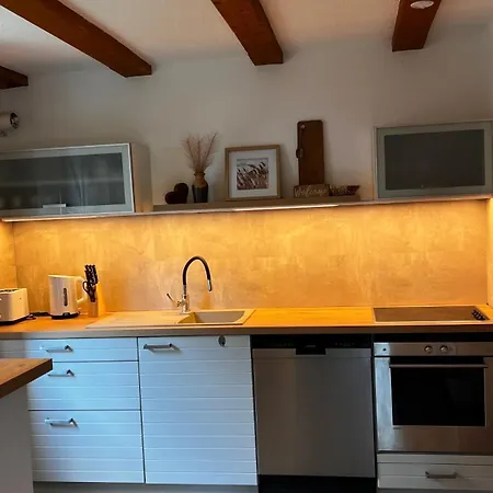 Apartament Fireside-apartment-8 Betten-kamin-terrace
